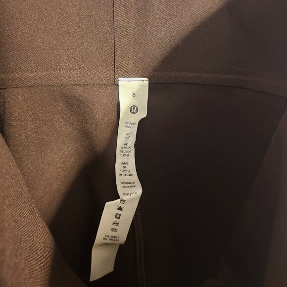 Like New Lululemon Smooth Fit Pull-On High-Rise Pant Regular in Espresso, Size 8 - Picture 3 of 6
